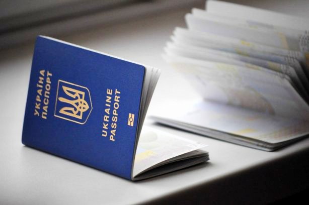 Президент подписал Закон о документах, подтверждающих гражданство Украины 